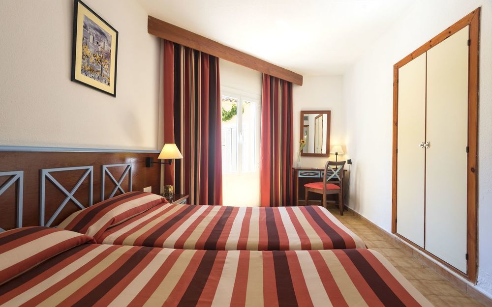 Marinda Garden Aparthotel 칼란 보쉬 외부 사진