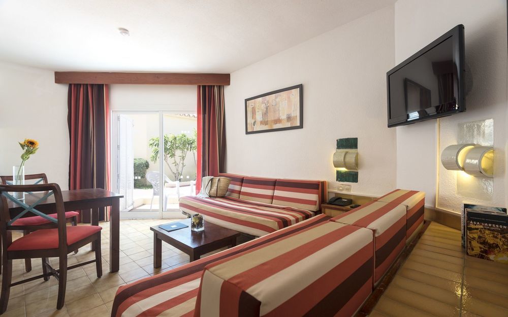 Marinda Garden Aparthotel 칼란 보쉬 외부 사진